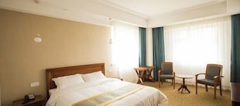 Jujia United Chain Hotel (Dandong Railway Station Store)