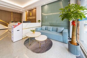 Unclassified image, 2 of 18, button - Tinglan Light Stay Hotel (Haikou)