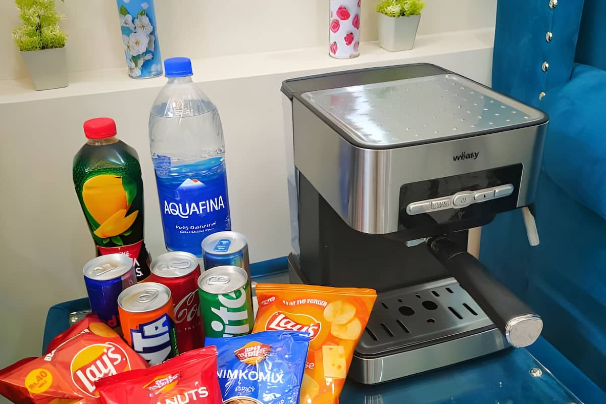 Zweibettzimmer | Gemeinsame KĂŒchenausstattung