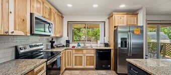 Spacious Pet Friendly Home near Coeur d’Alene!