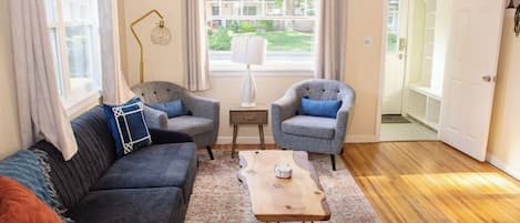 TV, fireplace, offices