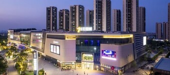 Heyi Express Hotel (Zhuhai Baijiao Science Park Doumen Bus Terminal)