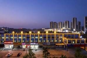 Exterior - Heyi Express Hotel (Zhuhai Baijiao Science Park Doumen Bus Terminal) (Zhuhai)