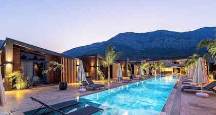 Rota Kilidonia Karaöz Suites&Villas