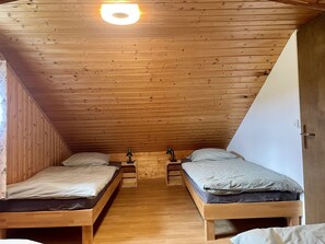 2 chambres, lit parapluie, Wi-Fi, draps fournis