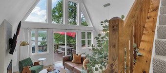 Waterfront, Hot Tub, Dock, Kayaks, Movie/ Game Room, Fire Pit, Fireplace, Deck, Patio, Grill