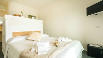 Habitación Confort doble, vistas al jardín | Wifi gratis