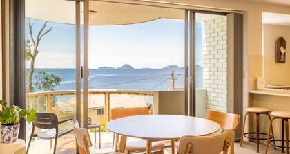 The Point 13, 5-7 Mitchell St - stunning water views, complex pool and WiFi