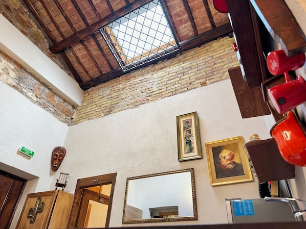 Interior - Nice2CU (Rome)