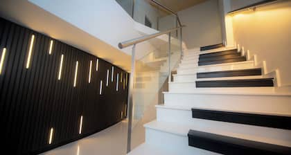 Hotel Sleep Turia Music & Art