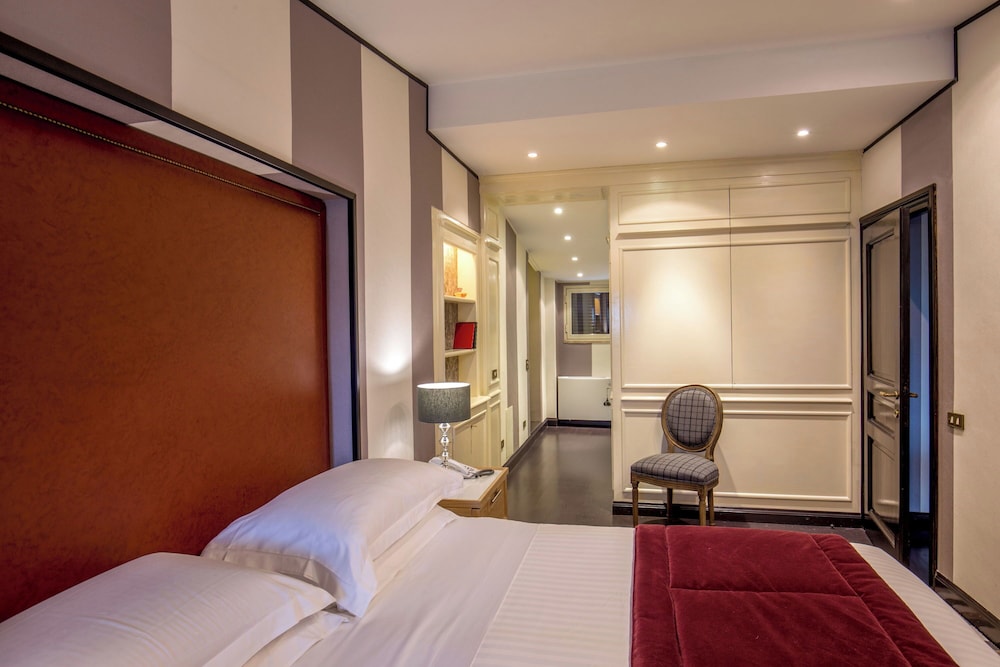 The Inn At The Spanish Steps by null