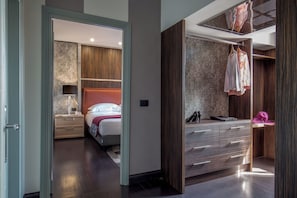 Down duvets, memory-foam beds, in-room safe, desk - The Inn at the Spanish Steps Exclusive Collection - Condotti Luxury Suites (Rome)