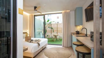 Habitación doble | 1 dormitorio, escritorio, espacio para trabajar con un portátil