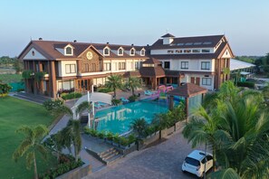 Mặt tiền nơi lưu trú