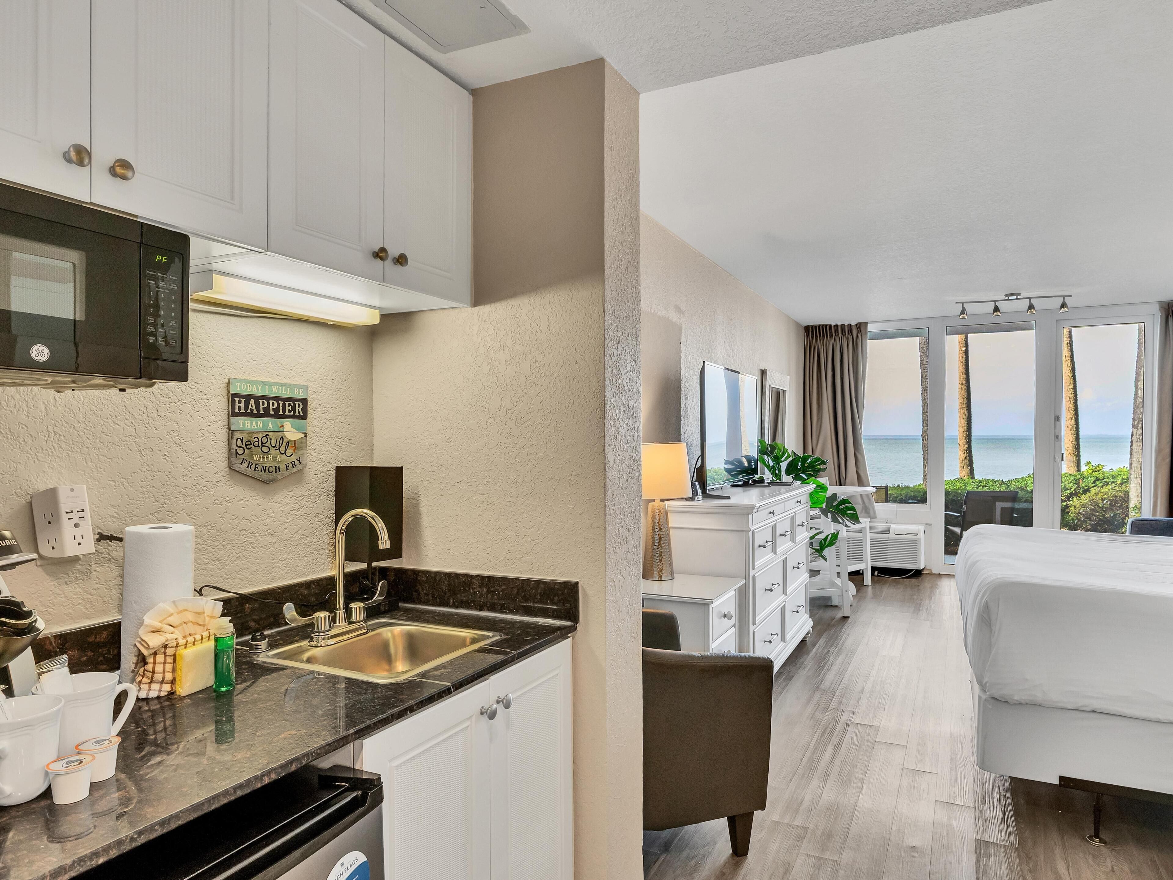 1 多间卧室、上网接入、床单