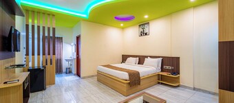 Thaneegai Residency