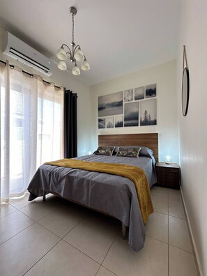 2 bedrooms, desk, iron/ironing board, travel cot