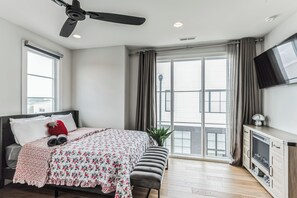 Townhome, Multiple Beds, Fireplace, City View (The Luxurious Champagne Cowboy) | 3 bedrooms, individually decorated, individually furnished, desk - Chic Townhome for 10 W/rooftop (Nashville)