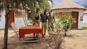 Mặt tiền nơi lưu trú