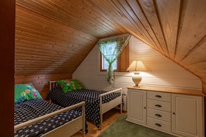 2 slaapkamers, reisbedje, gratis wifi, beddengoed