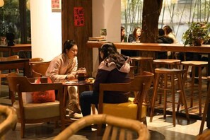 Unclassified image, 4 of 48, button - Jingdezhen International Youth Hostel (Jingdezhen)
