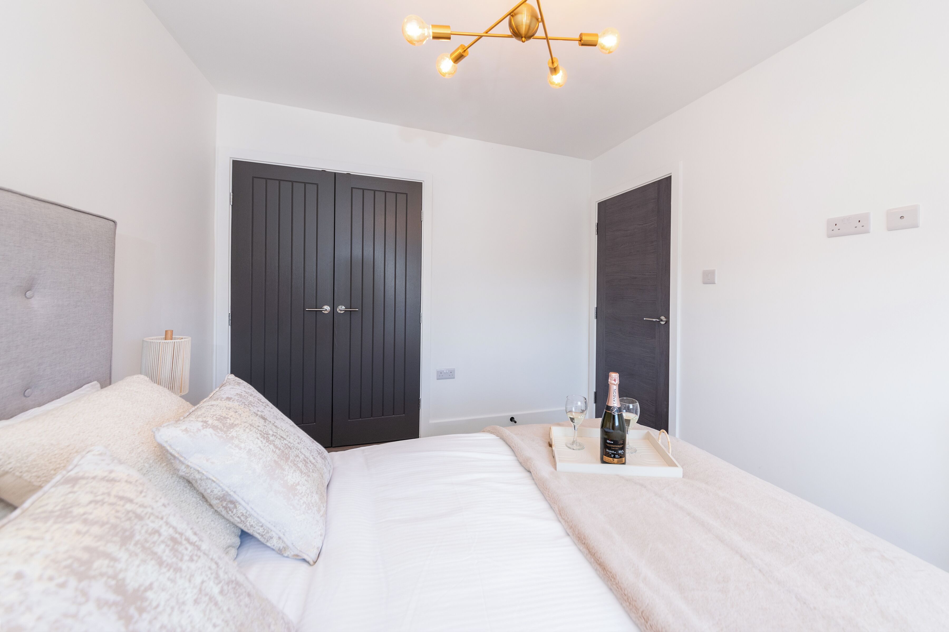 3 bedrooms, iron/ironing board, travel crib, WiFi