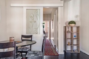 Dining - Bright 2 bedroom apartment - easy walk to the CBD (West Hobart)