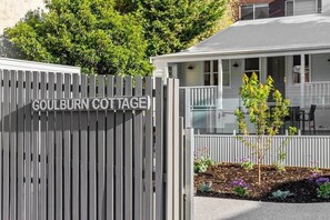 Exterior detail - Goulburn Cottage - Comfort, Style and Location (West Hobart)
