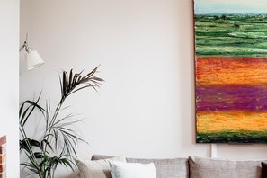 TV, fireplace, offices