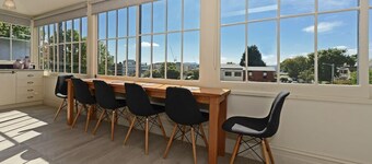 The Lollyshop Apartment in Battery Point