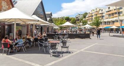 'Fifteen' - Heritage Terrace in Battery Point