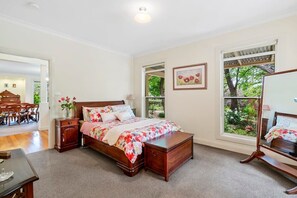 4 soveværelser, strygejern/strygebræt, Wi-Fi, sengetøj