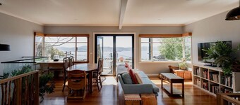 Hillside Retreat in Hobart