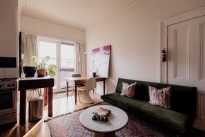 TV, offices - Central Hobart Studio (Hobart)