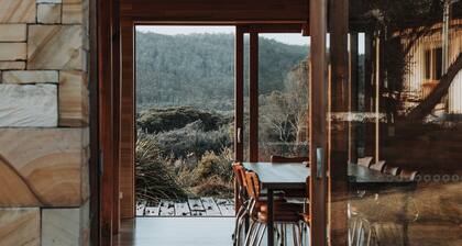 Roaring Beach House S