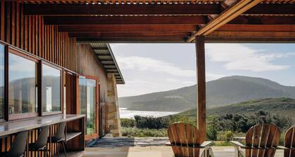 Roaring Beach House S