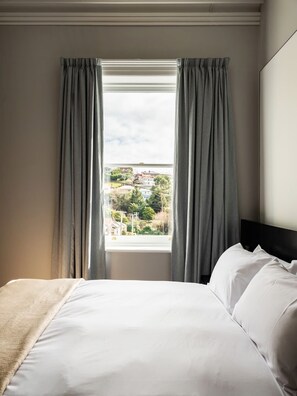 2 camere, una scrivania, ferro/asse da stiro, Wi-Fi