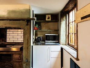 Microwave, stovetop, dishwasher, toaster