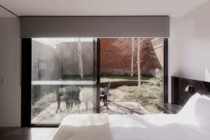 2 makuuhuonetta, työpöytä, silitysrauta/-lauta, Wi-Fi