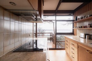 Réfrigérateur, four, plaque de cuisson, lave-vaisselle