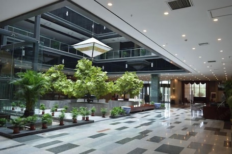 Interior. Guanhe International Hotel