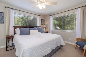 2 soverom, strykejern/-brett, wi-fi (inkludert) og sengetøy