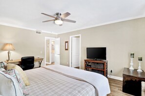 1 Schlafzimmer, Bügeleisen/Bügelbrett, kostenloses WLAN, Bettwäsche