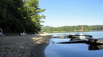 Private beach, beach towels, kayaking, motor boating
