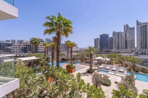 Pool - Free housekeeping visits during your stay - StayShort - Elegant Studio Retreat at DAMAC Maison Prive Sleeps 4 (Dubai)