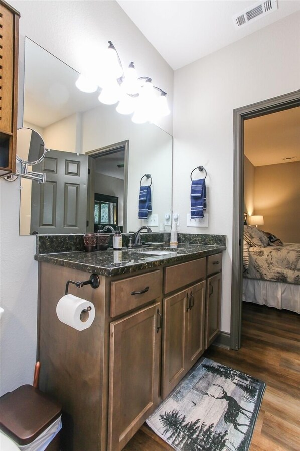 Douche, serviettes fournies