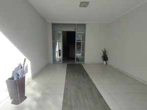 Interior - Casa Aprusa - Three Bedroom Apartment, Sleeps 6 (Rimini)