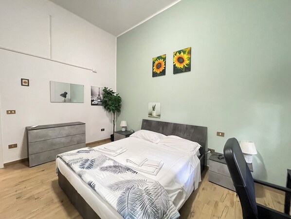 2 bedrooms, iron/ironing board, free WiFi, bed sheets