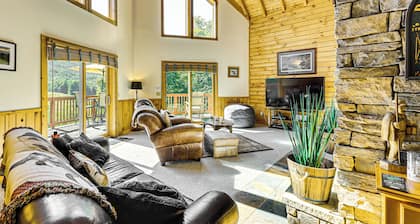 Deck & Mtn Views: Log Cabin By Snowshoe Mountain!