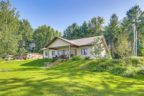 House (3 Bedrooms) | Front of property